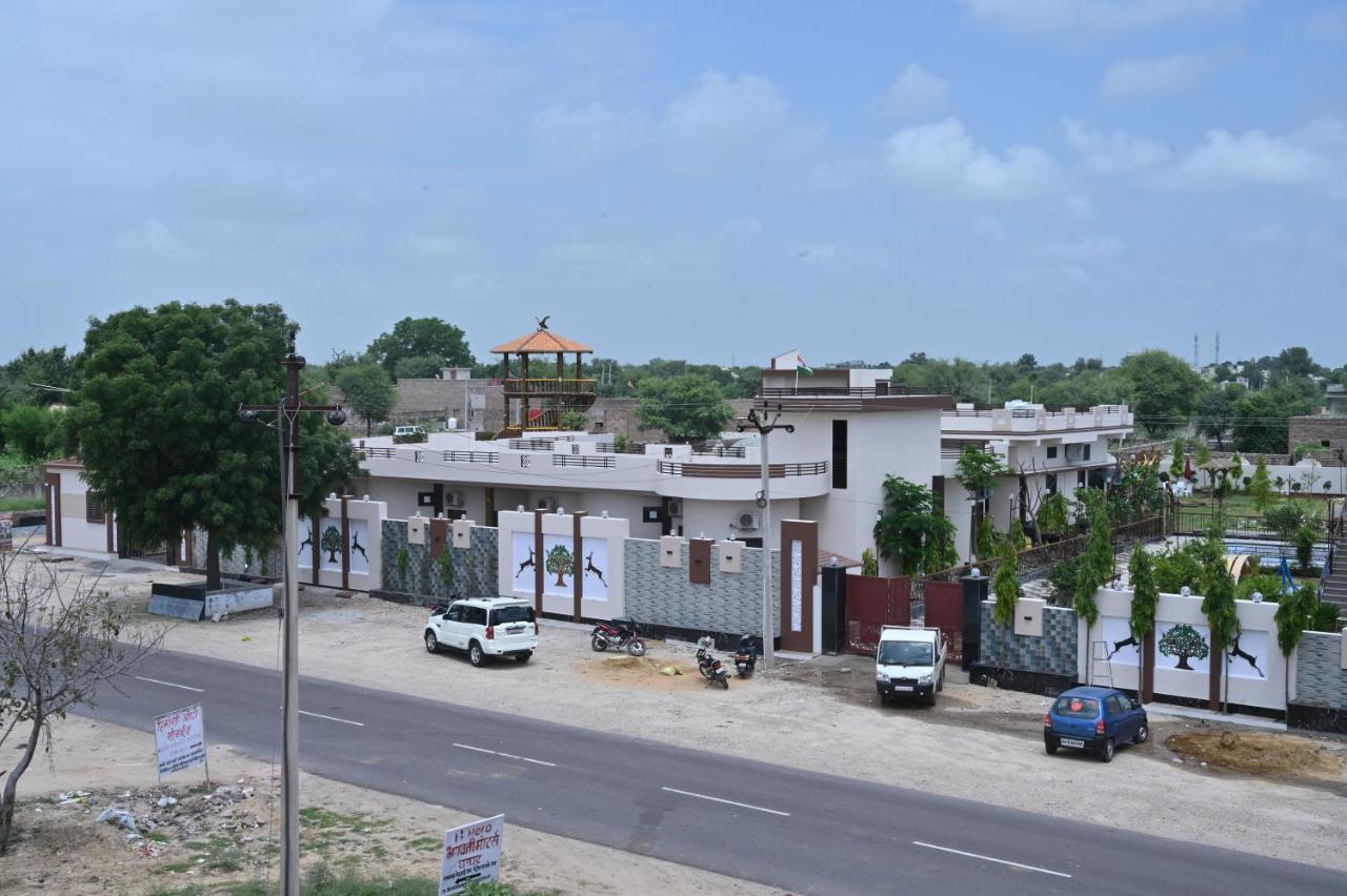 modi resort&garden Chhāpar Esterno foto